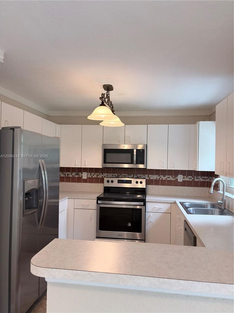 Pembroke Pines House: 2297 NW 171st Terrace