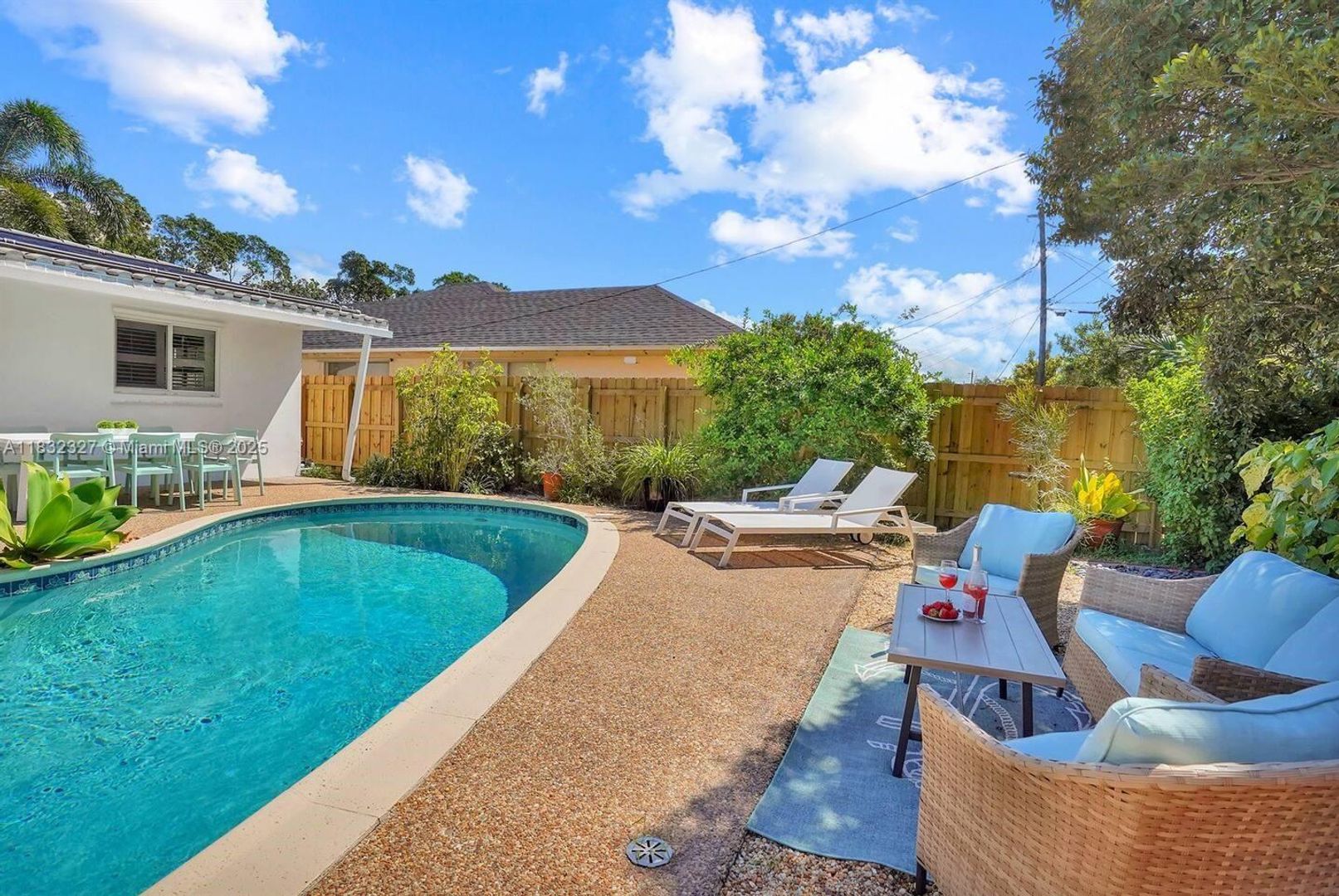 Fort Lauderdale House: 421 NE 22nd Avenue