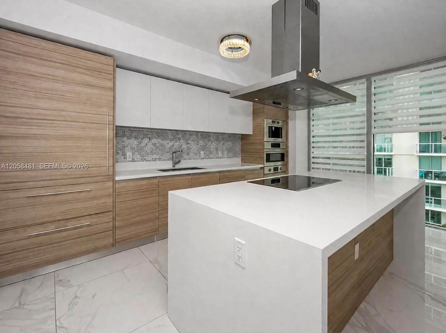 Sunny Isles Beach House: 300 Sunny Isles Boulevard 4802