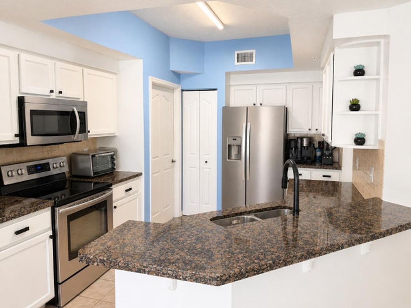 Jupiter House: 224 Murcia Drive 211