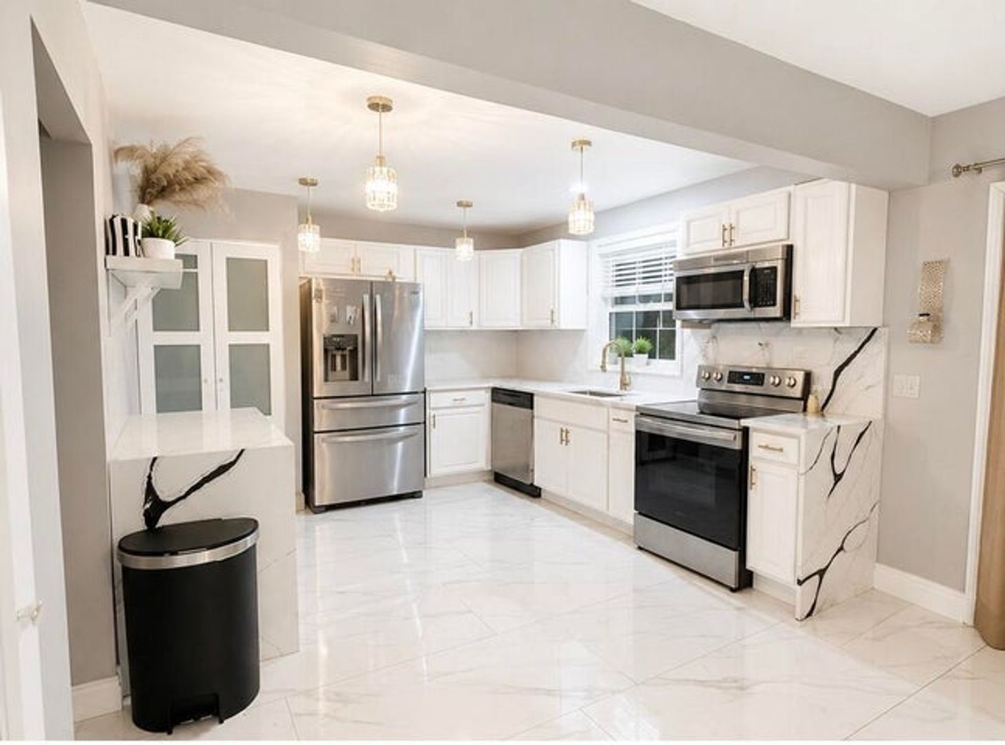 Fort Lauderdale House: 3151 NW 68th Street