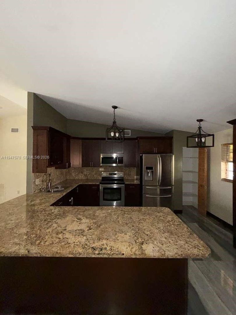 Homestead House: 12241 268th Street 1