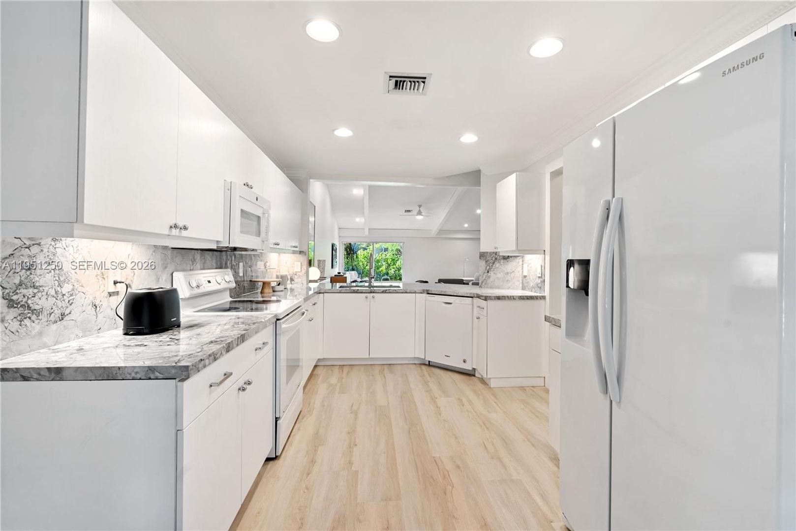 Weston House: 2090 Borealis Way