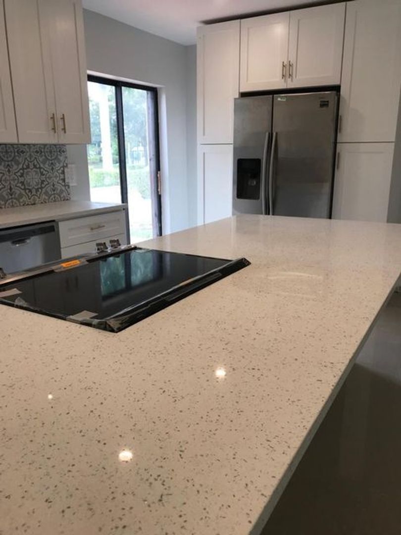 Boca Raton House: 560 NE 48th Street