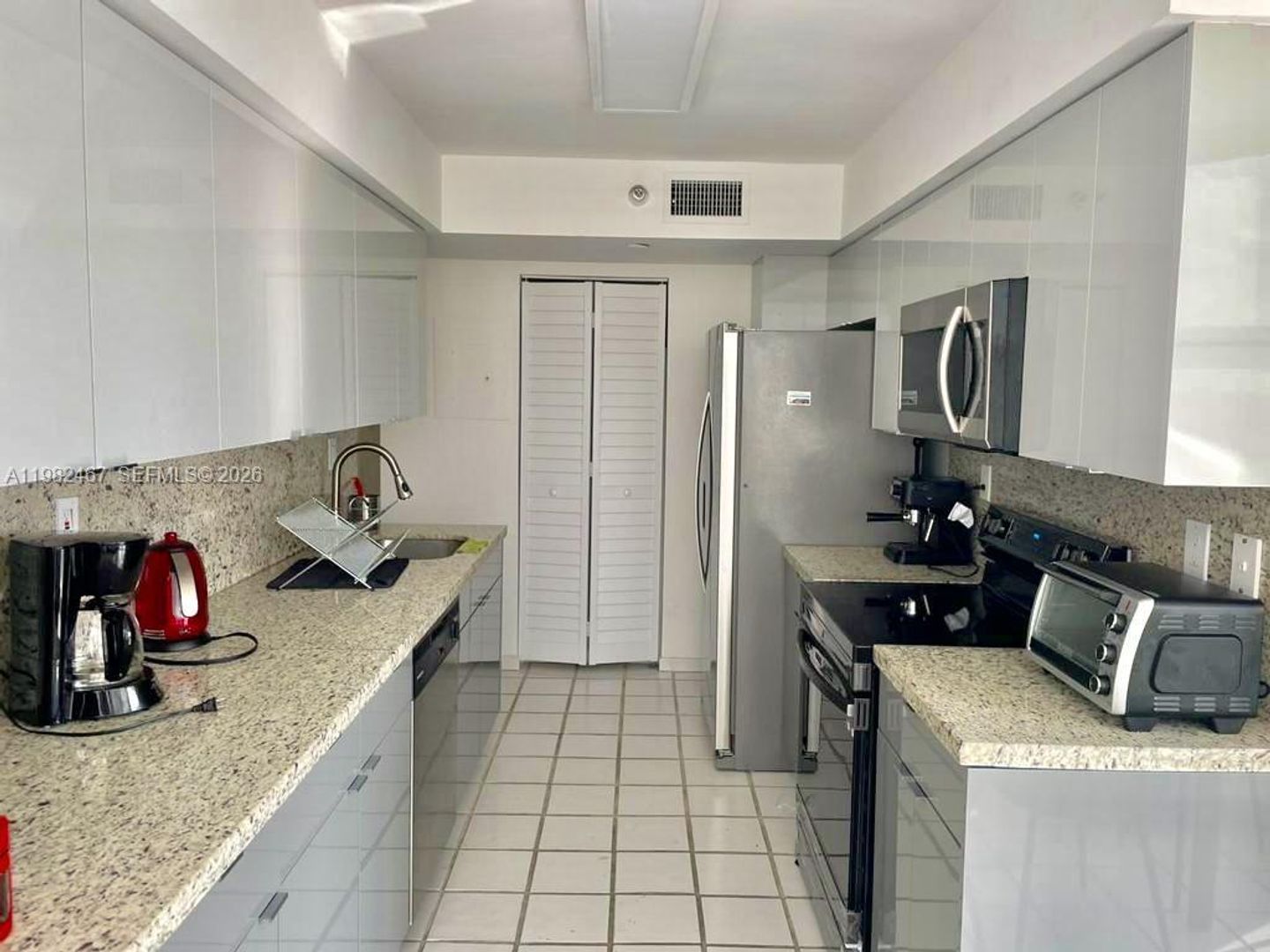 Aventura House: 3500 Mystic Pointe Drive 3103