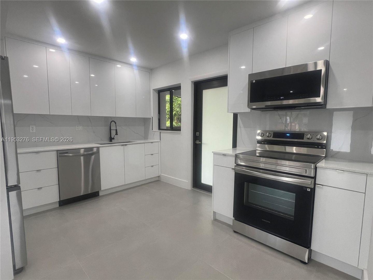 Opa-Locka House: 13380 NW 32nd Avenue