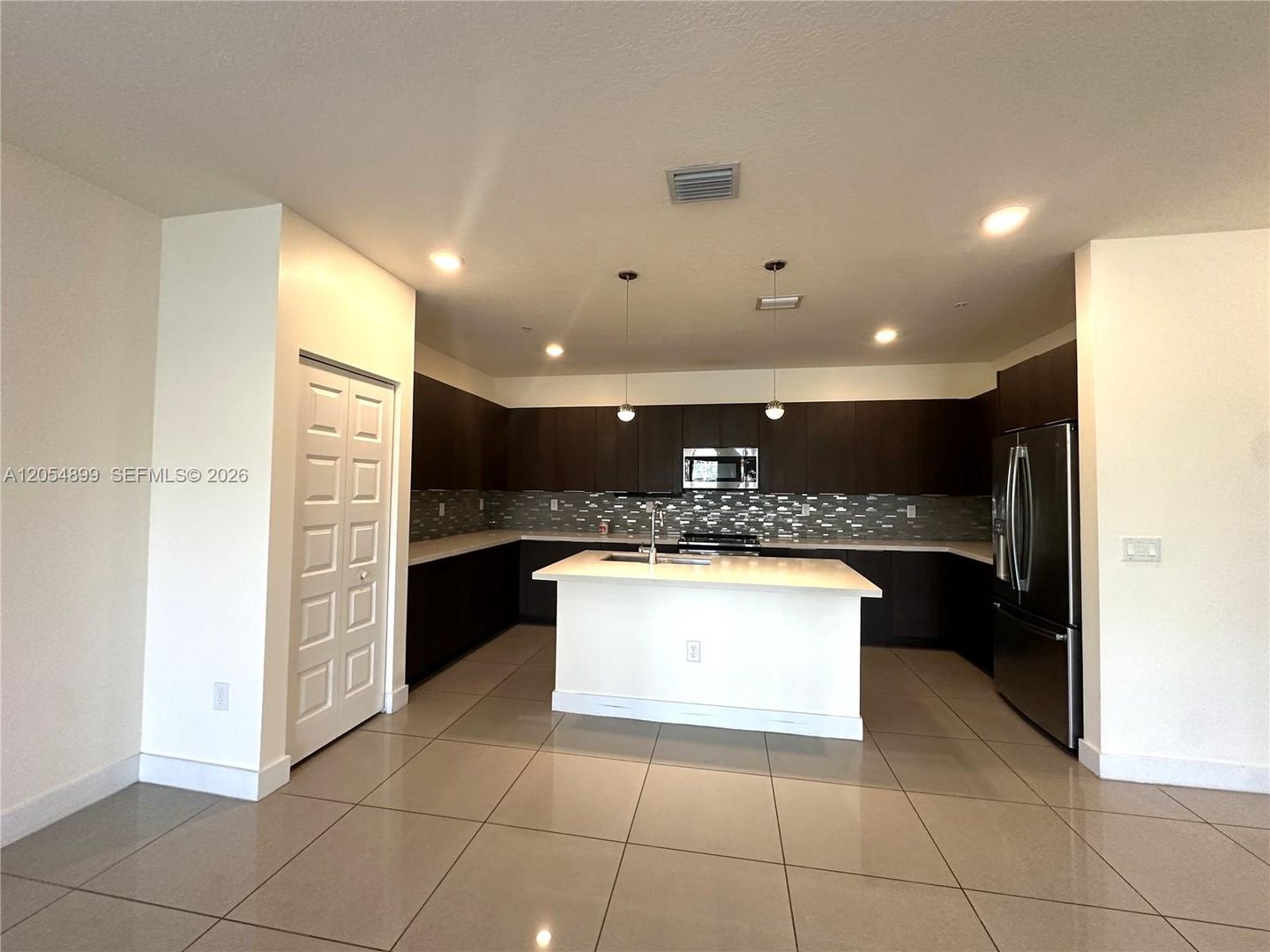 Doral House: 4713 NW 84th Court