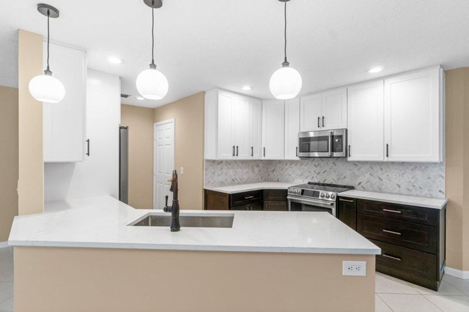 Boca Raton House: 23458 Torre Circle