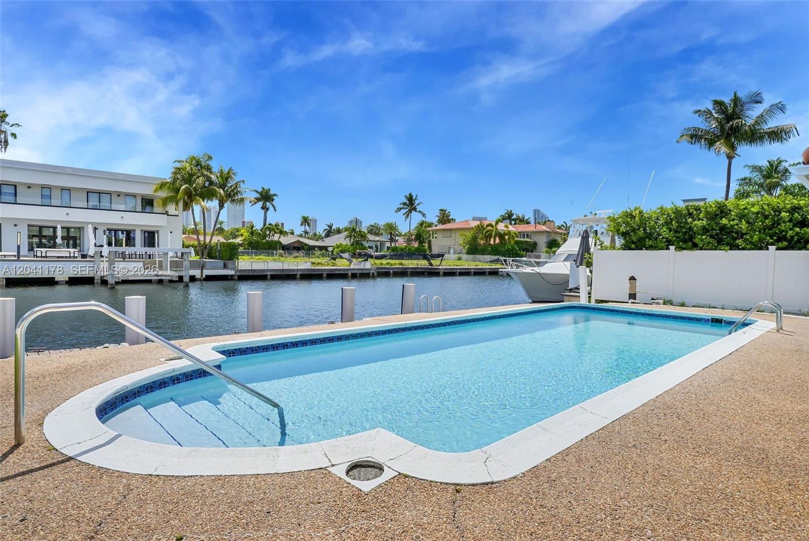 North Miami Beach House: 16453 NE 33rd Avenue