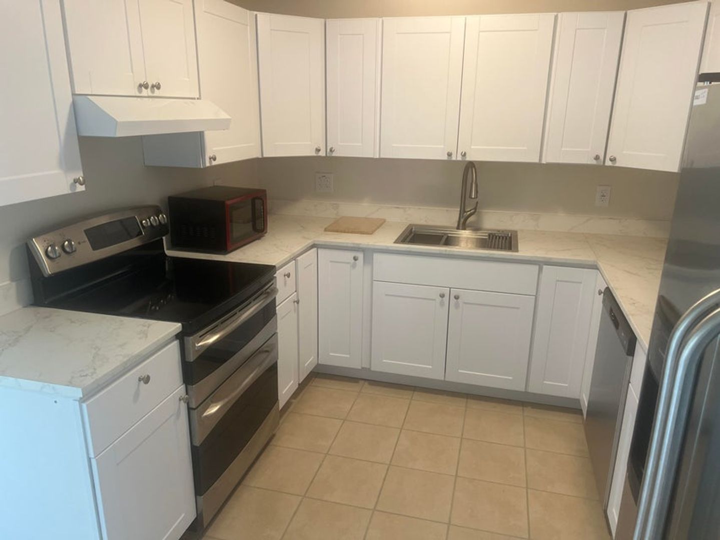 Fort Lauderdale House: 2410 SW 44th Avenue