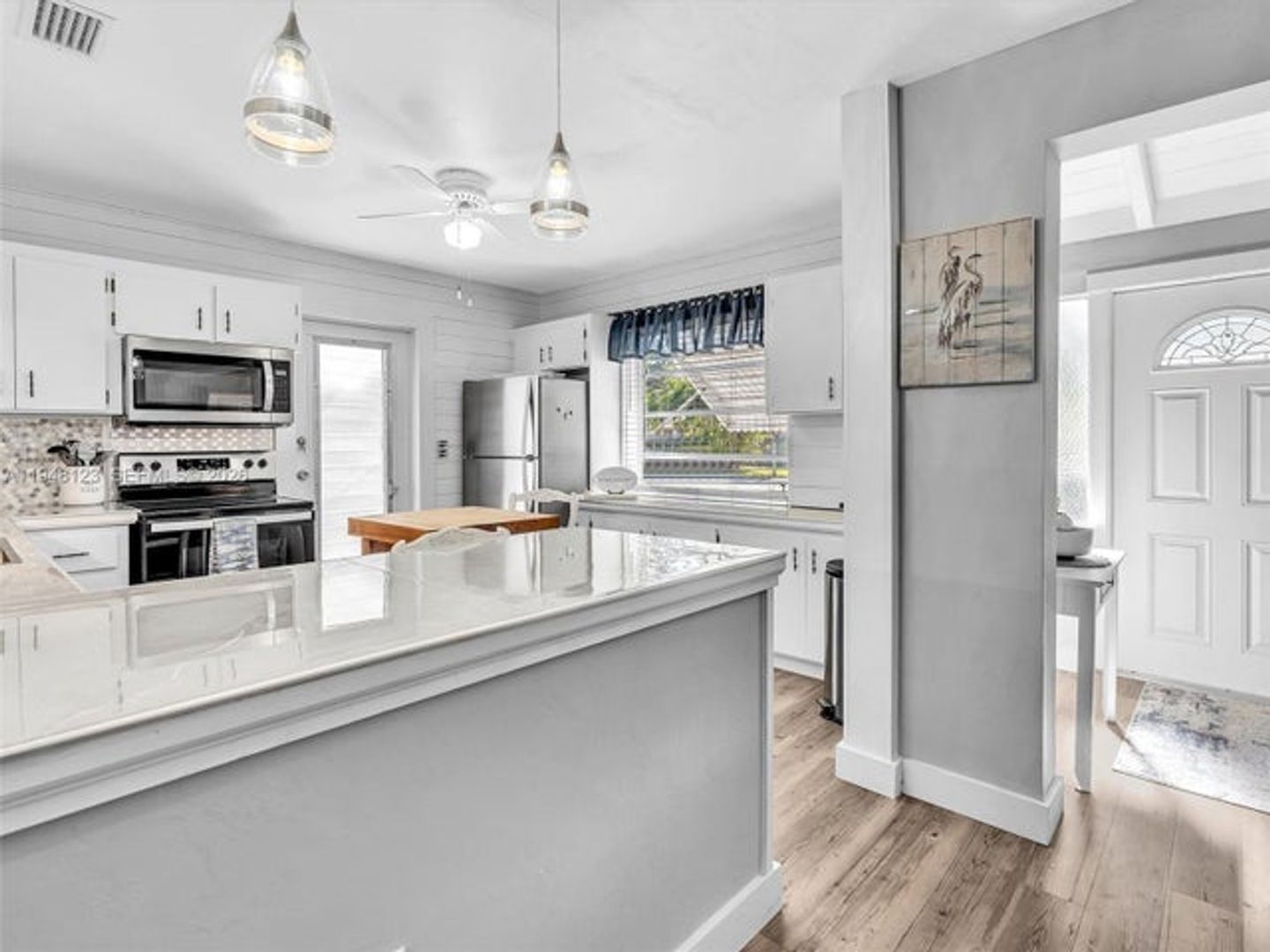 Hollywood House: 2539 CLEVELAND Street