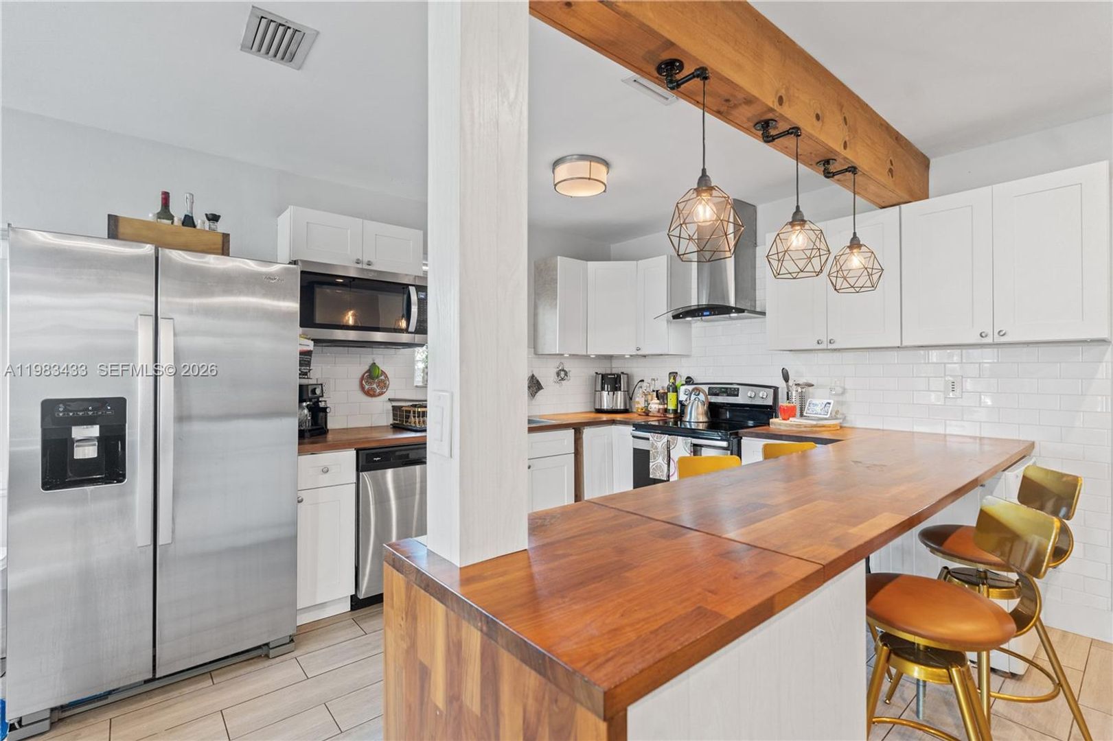 Hollywood House: 2447 Wilson Street