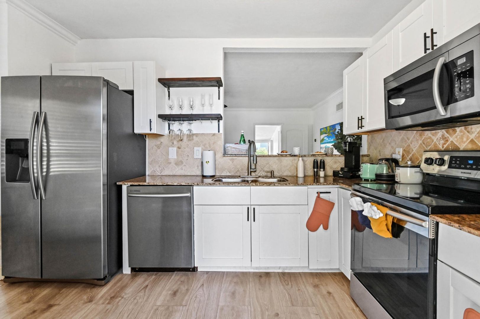 Lantana House: 1032 W Jennings Street