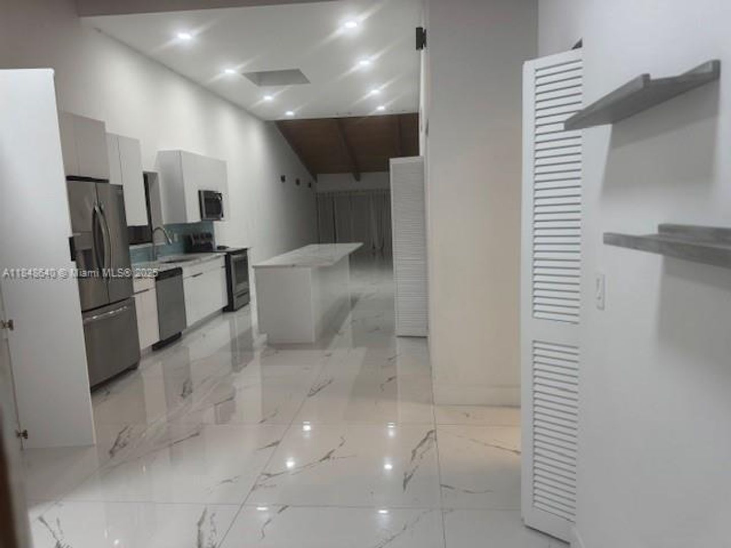 Hallandale Beach House: 2671 S Parkview Drive 2671