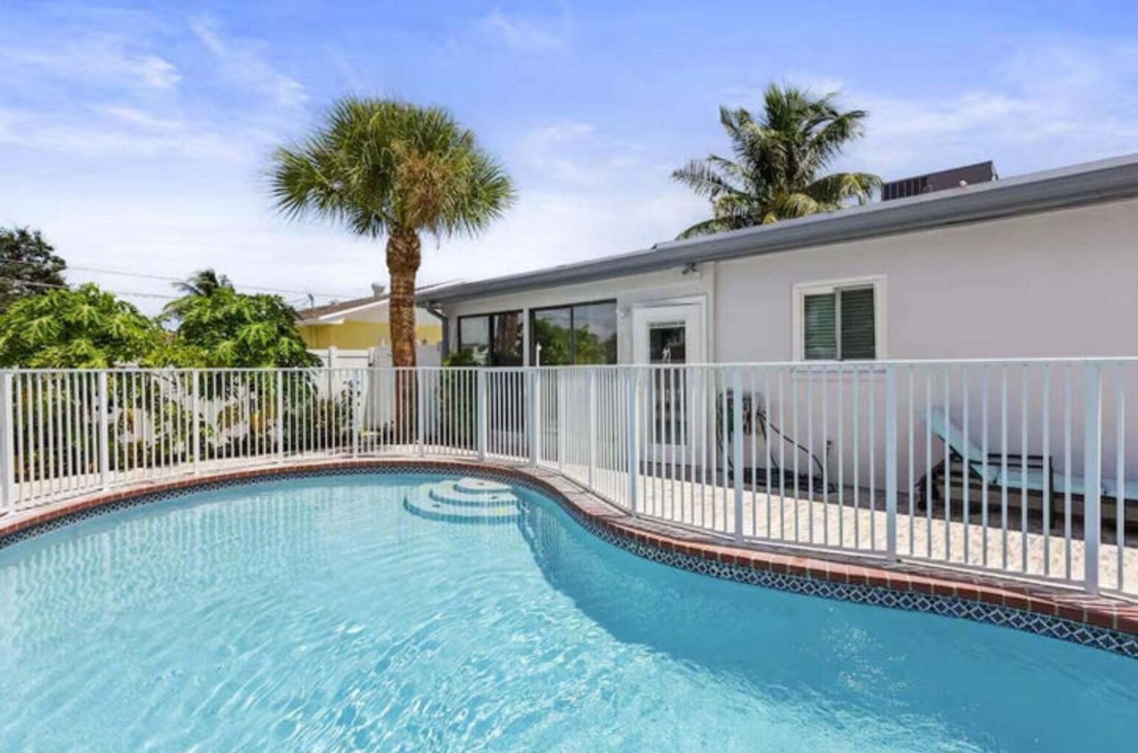 Palm Beach Gardens House: 337 Balsam Street