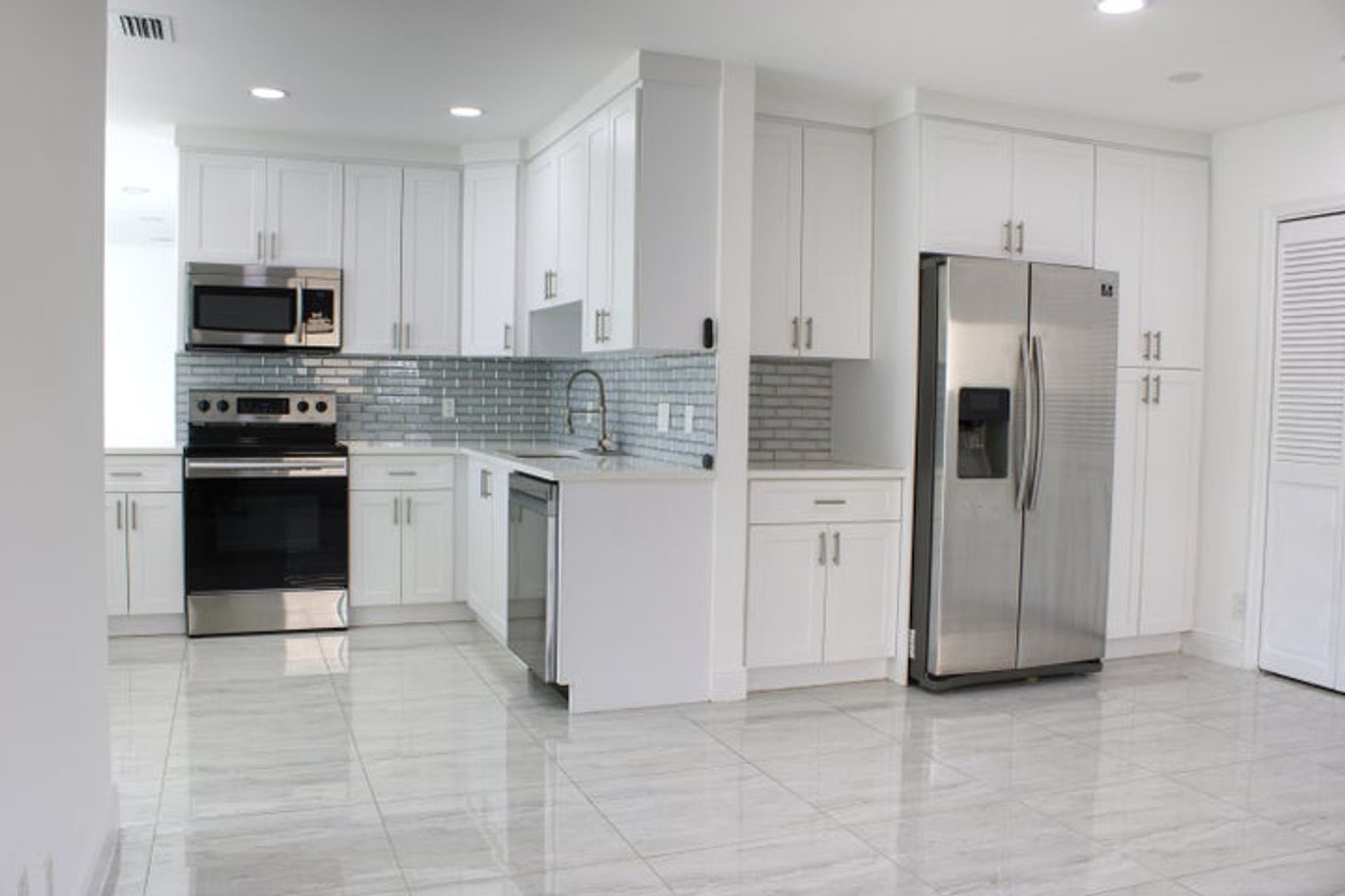 Boca Raton House: 517 NW 52nd Street