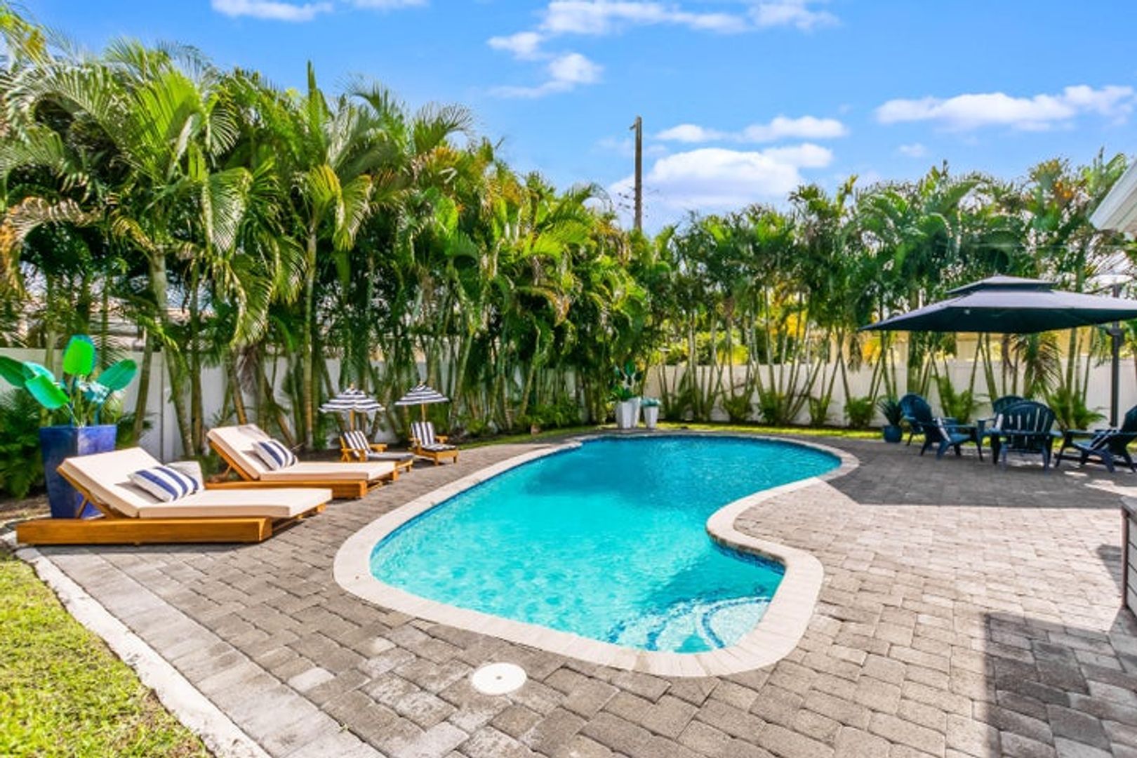 Boynton Beach House: 2830 SW 5th Street