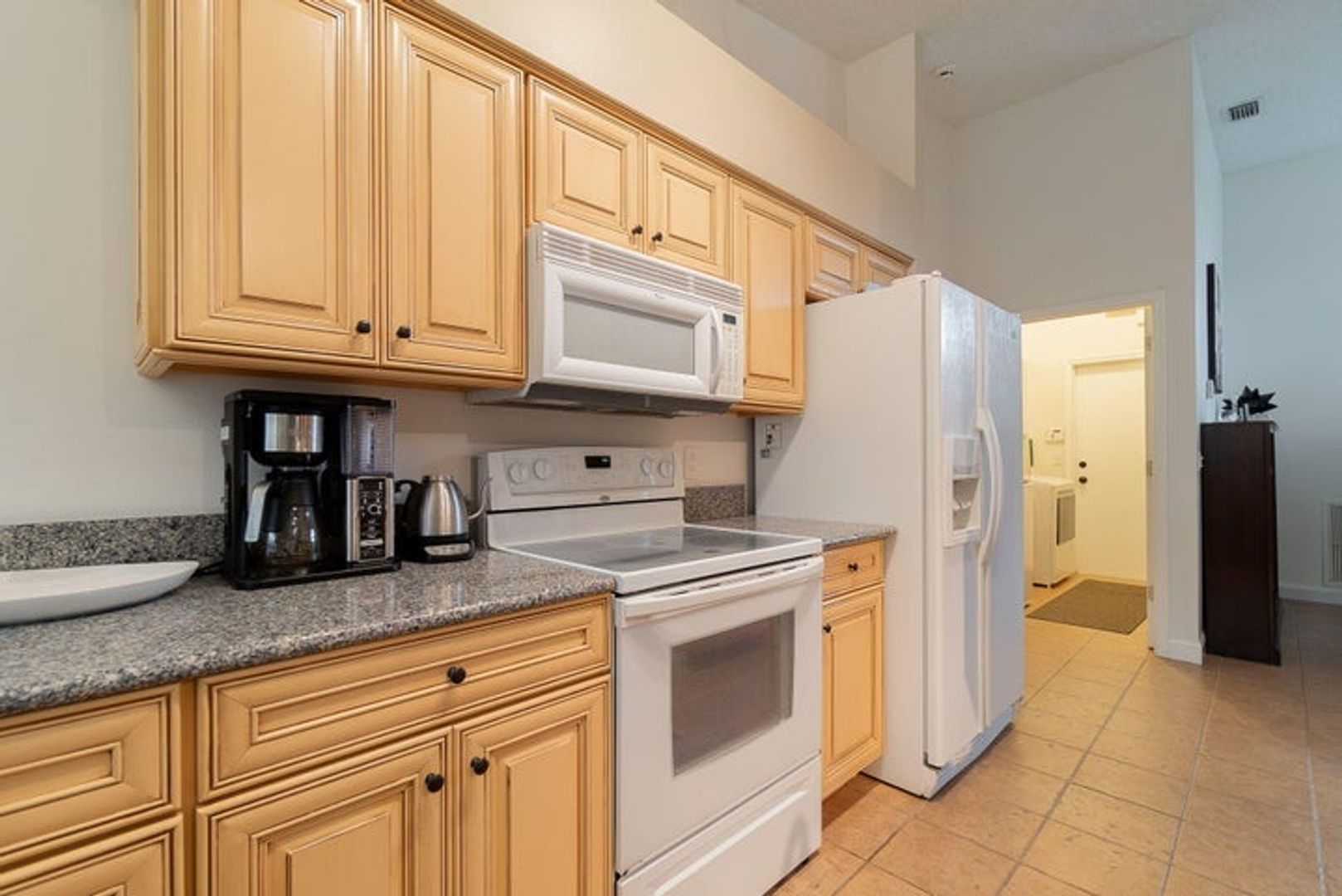 Wellington House: 1487 Windship Circle