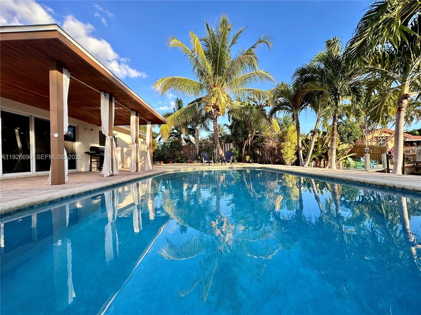 Fort Lauderdale House: 1478 NE 57th Street