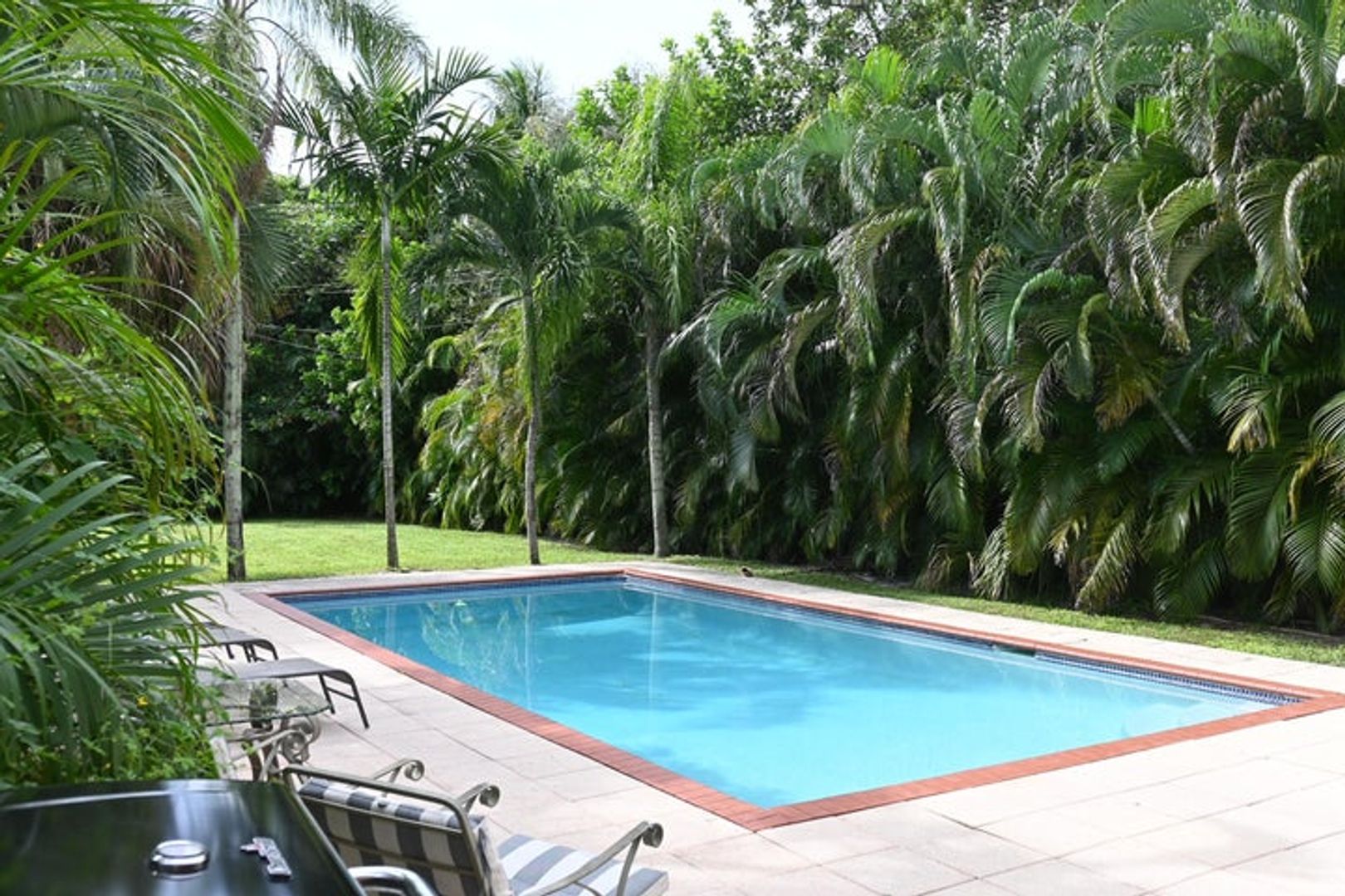Hollywood House: 2418 VAN BUREN Street