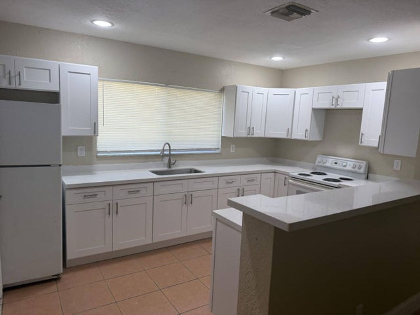 Fort Lauderdale House: 1200 NW 7TH Terrace