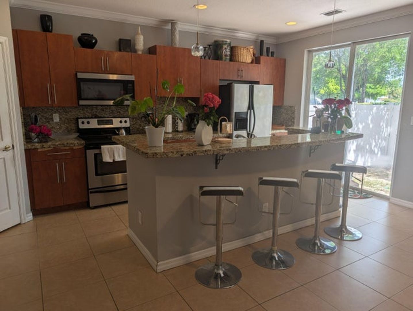 Hallandale Beach House: 238 SE 2ND Avenue