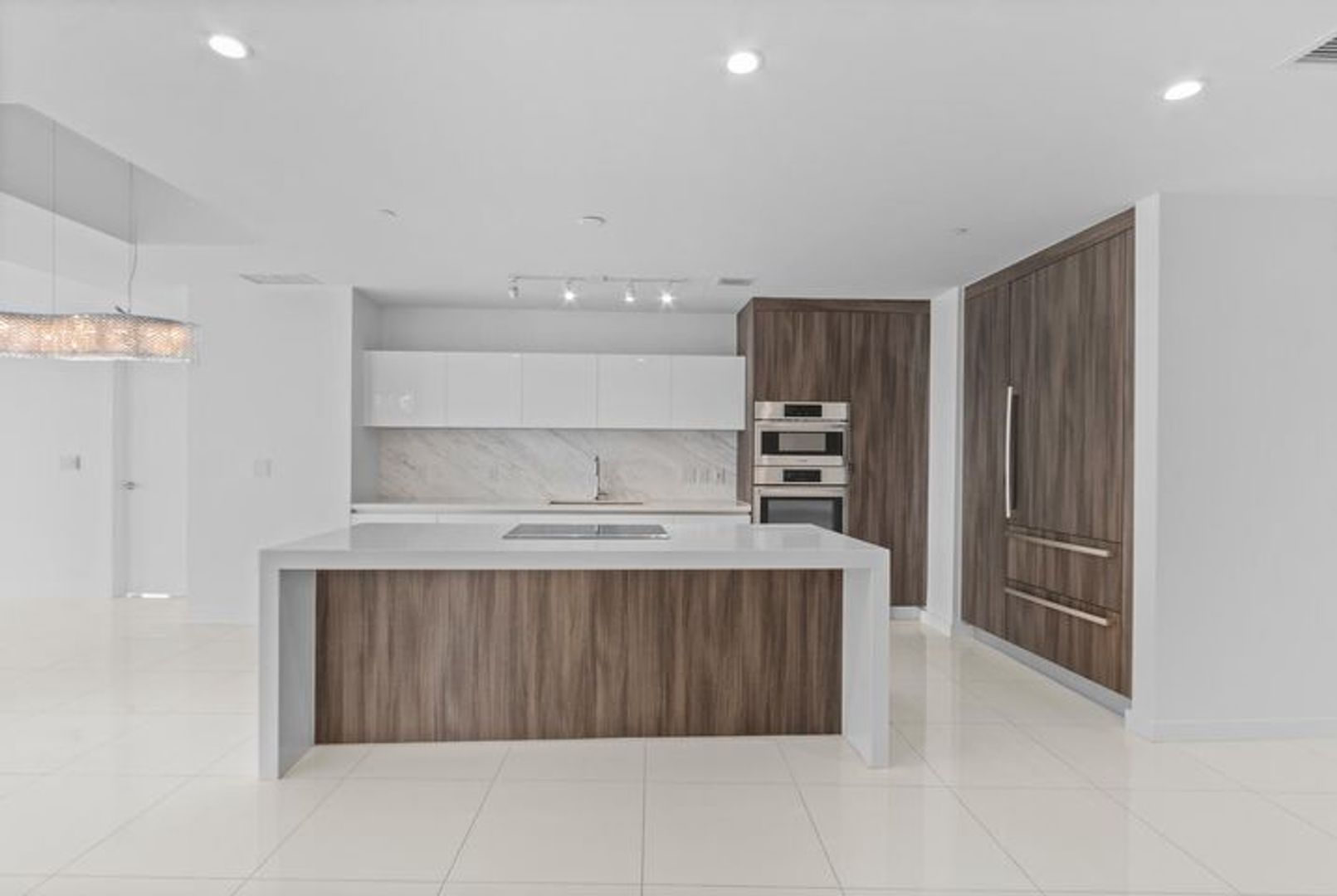 Miami House: 851 NE 1st Avenue 3512