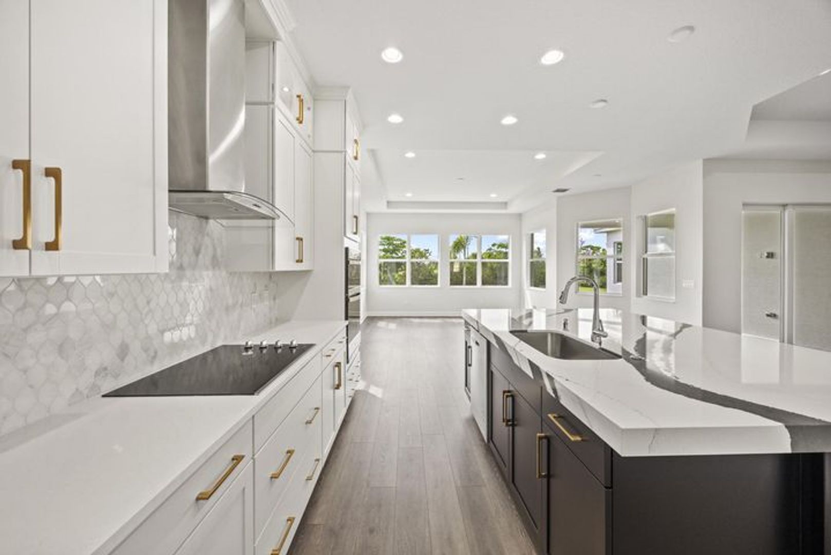 Westlake House: 14421 Spruce Pine Drive