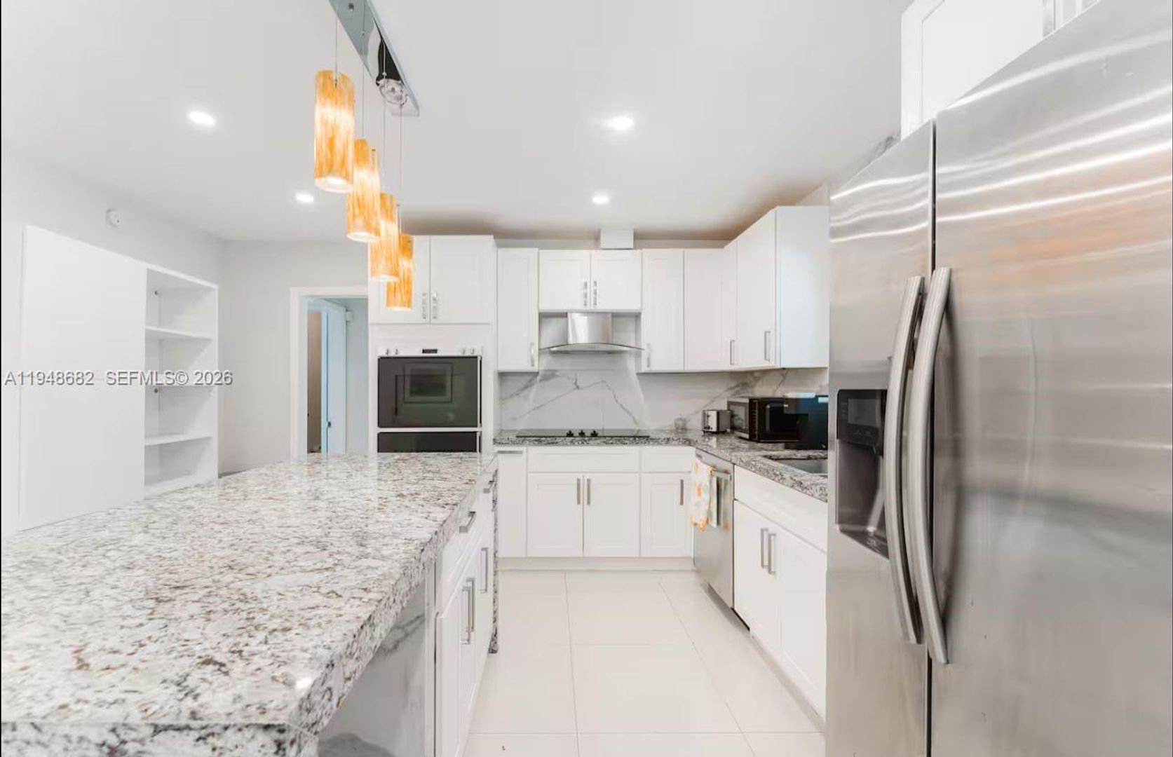 Hollywood House: 4017 Monroe Street 0