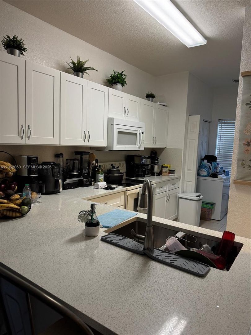Miramar House: 4917 SW 140th Terrace 9