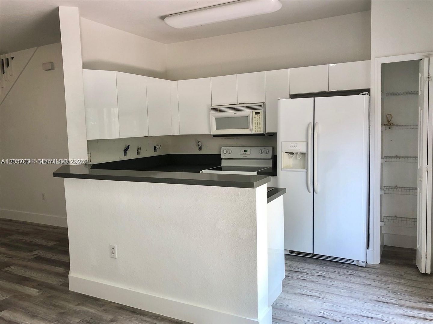 Doral House: 8527 NW 108th Avenue 441