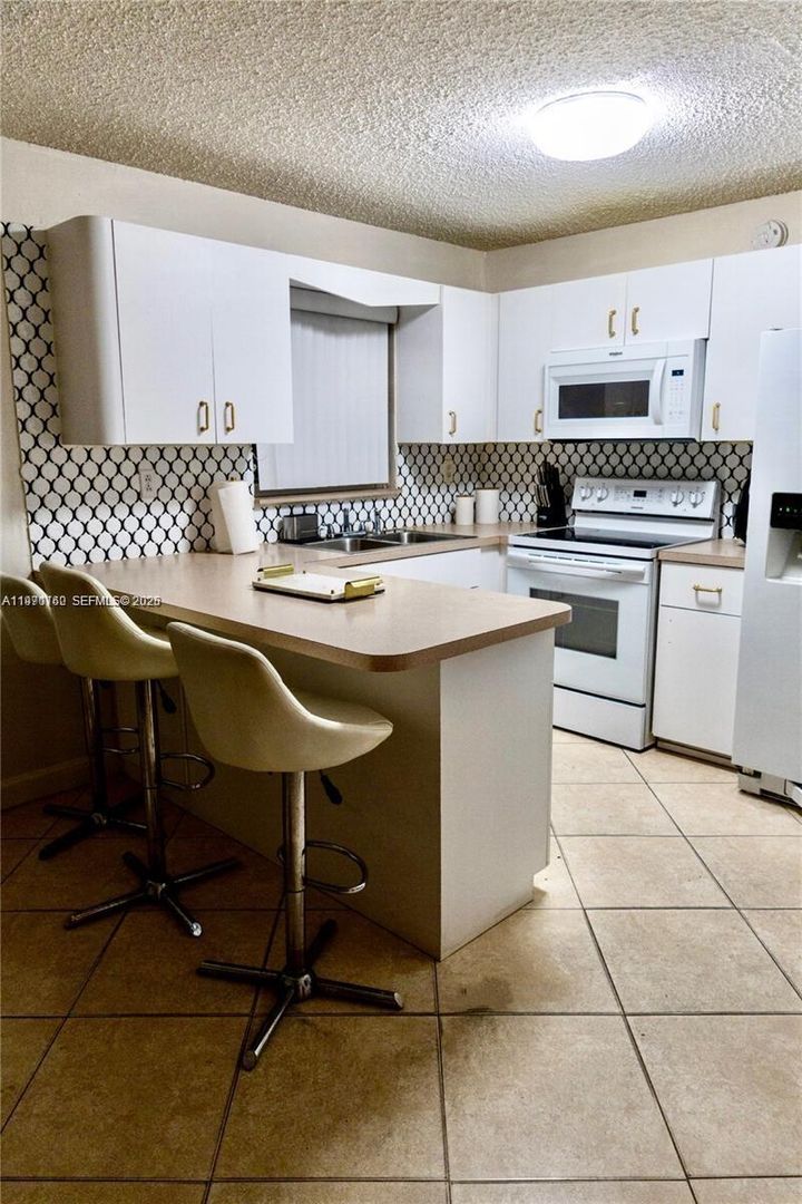 Sweetwater House: 21 SW 113th Avenue 103