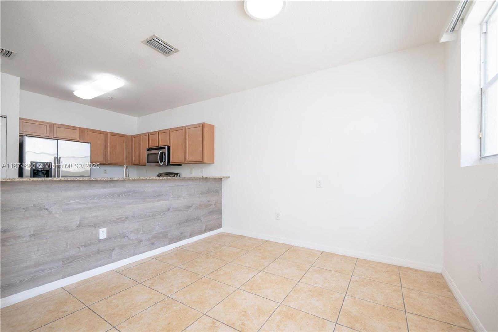 Doral House: 10870 NW 88th Terrace 209