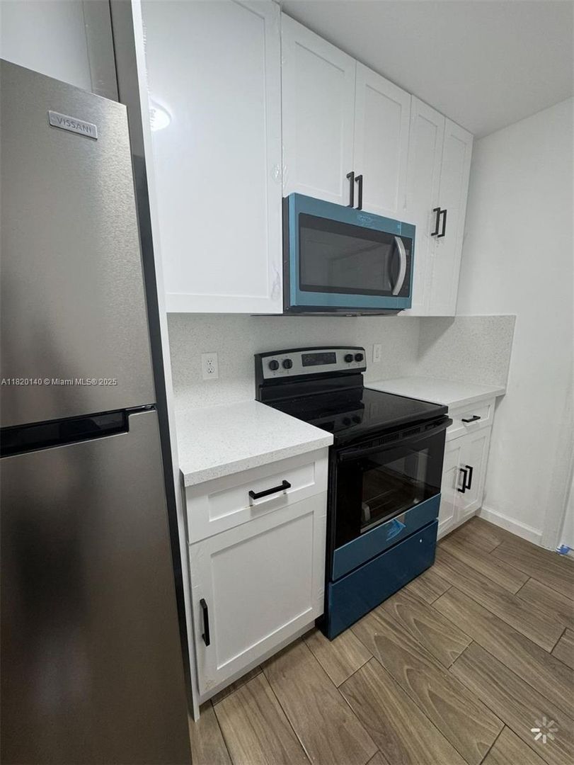 Hallandale Beach House: 617 NW 3rd Avenue A