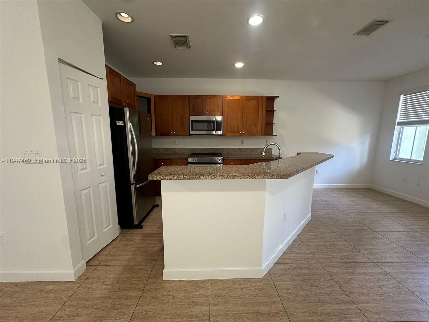 Doral House: 10717 NW 75th Terrace