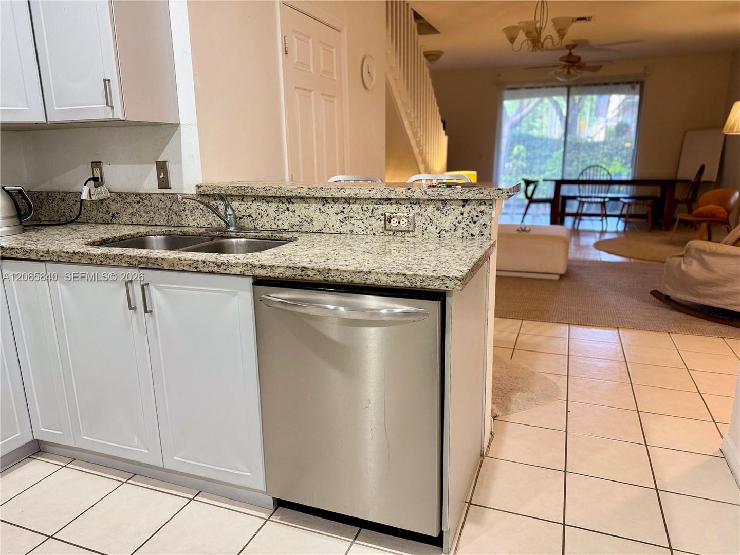 Weston House: 3973 Orange Tree Lane 0