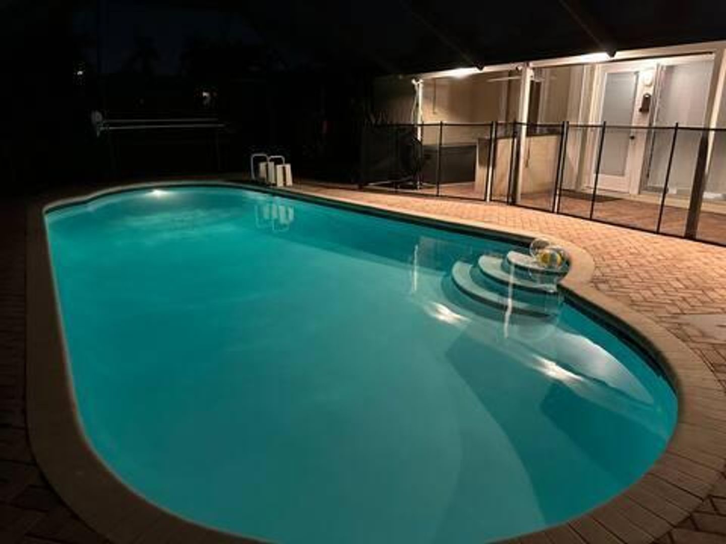 Fort Lauderdale House: 2524 Gulfstream Lane