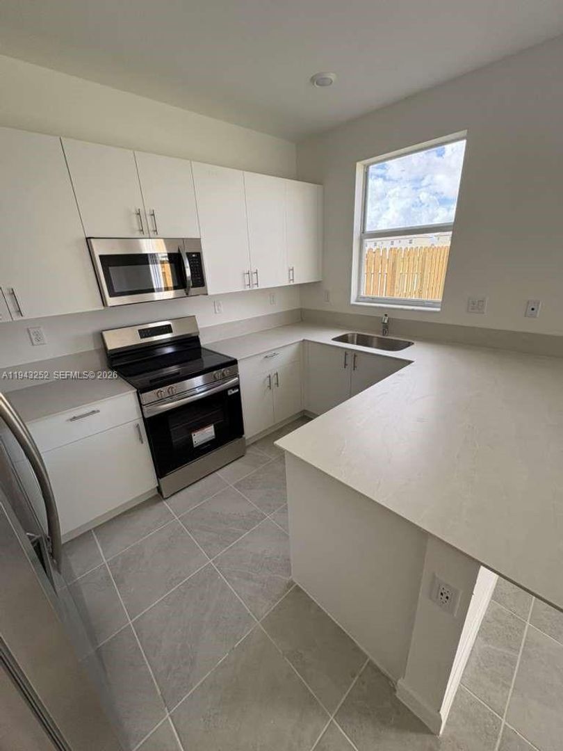 Homestead House: 2708 SE 26th Avenue