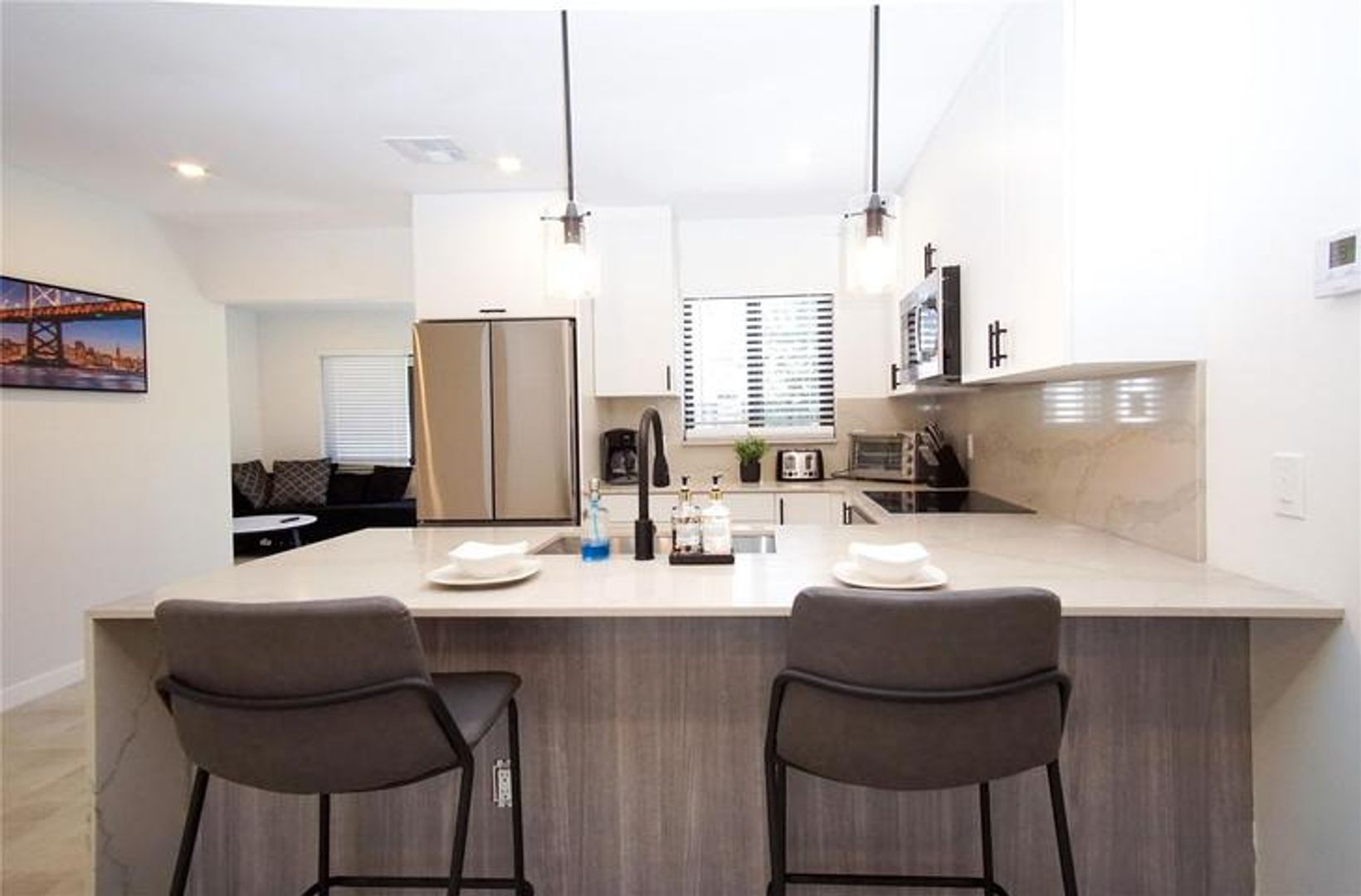 Oakland Park House: 4680 NE 5th Avenue