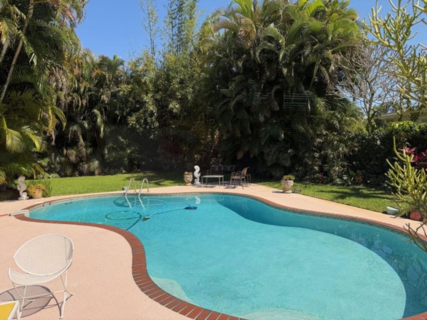 North Palm Beach House: 708 Westwind Drive