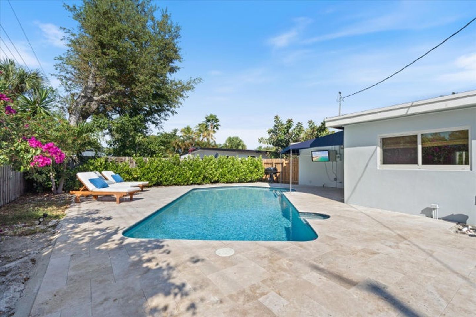 Lighthouse Point House: 4921 NE 23rd Avenue