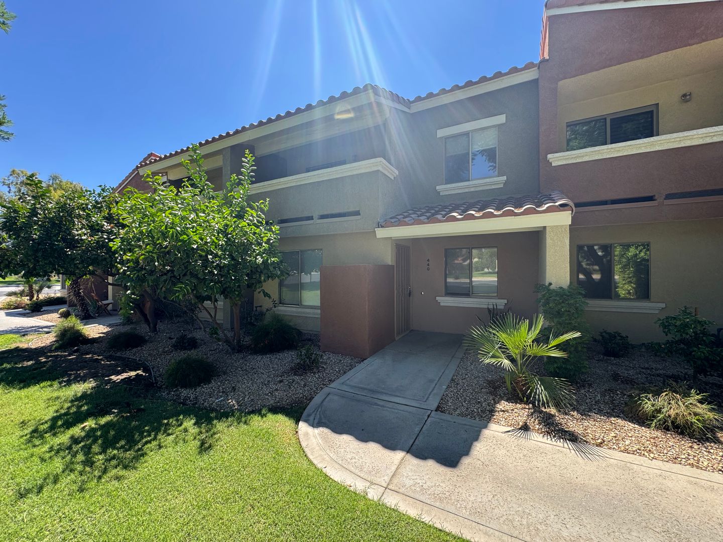 Palm Desert House: 440 Tava Ln