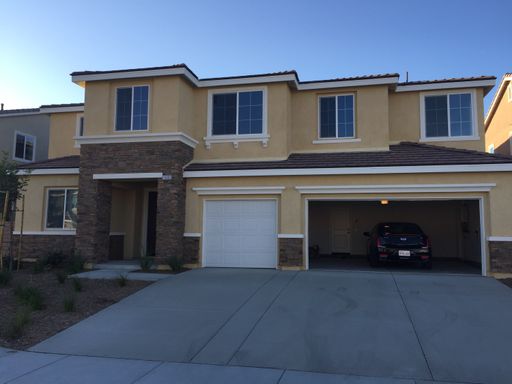 Huge home in Menifee is now available for rent! – photo 1