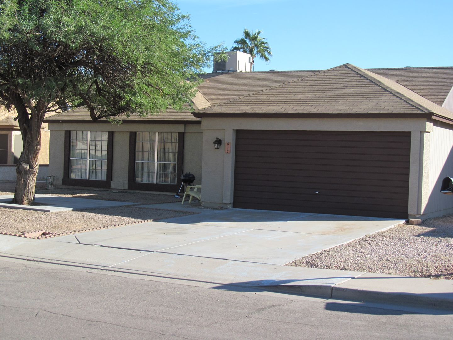 Chandler House: 6117 W Ivanhoe