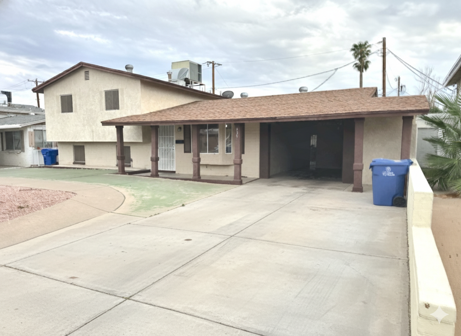 Tempe House: 425 E Papago