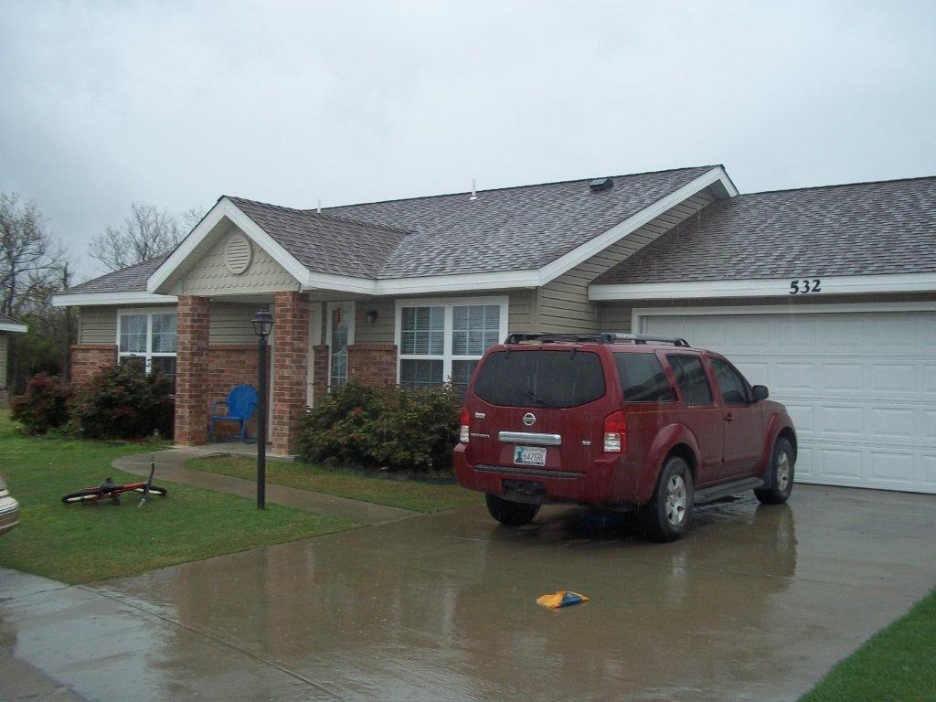 McAlester Apartment: 535 Legends Lane