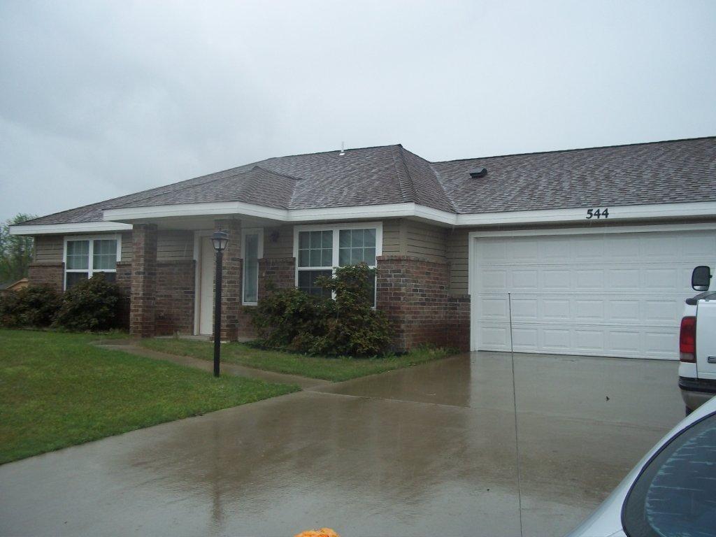 McAlester Apartment: 535 Legends Lane