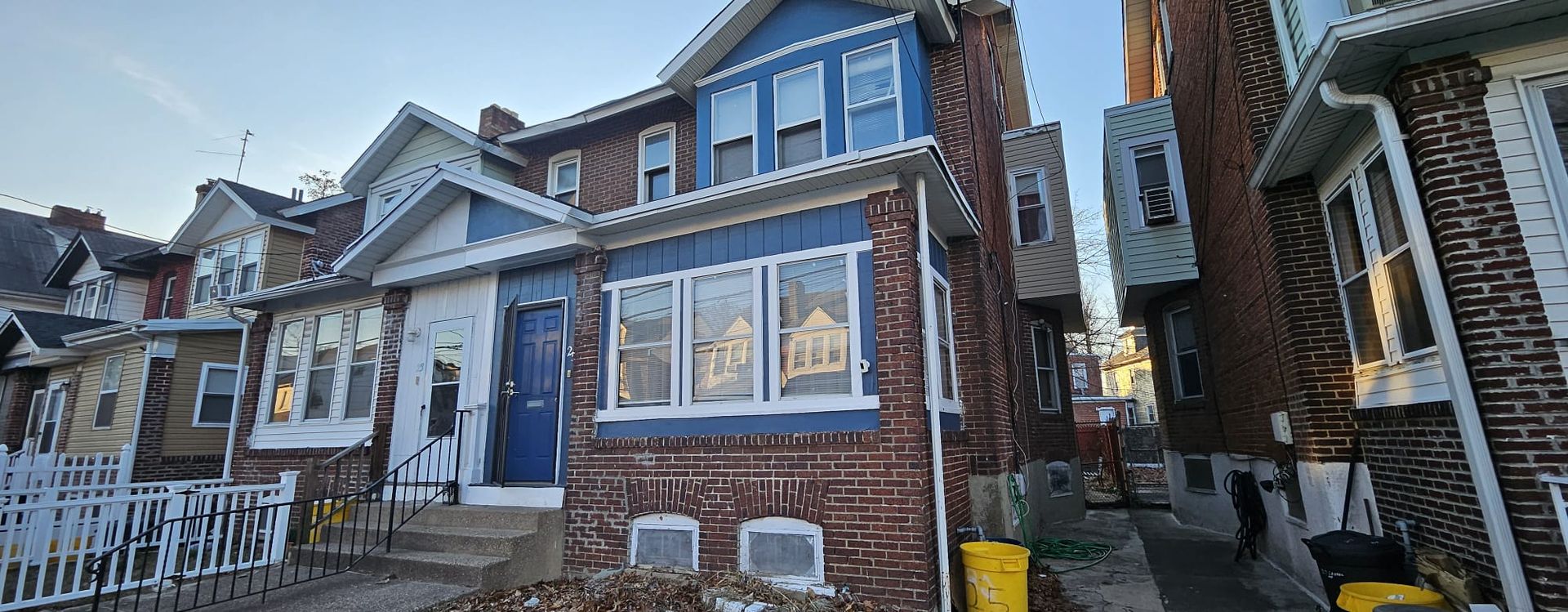 Trenton House: 25 Laurel Ave