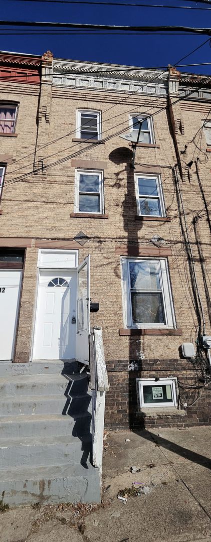 Trenton House: 510 W Hanover St