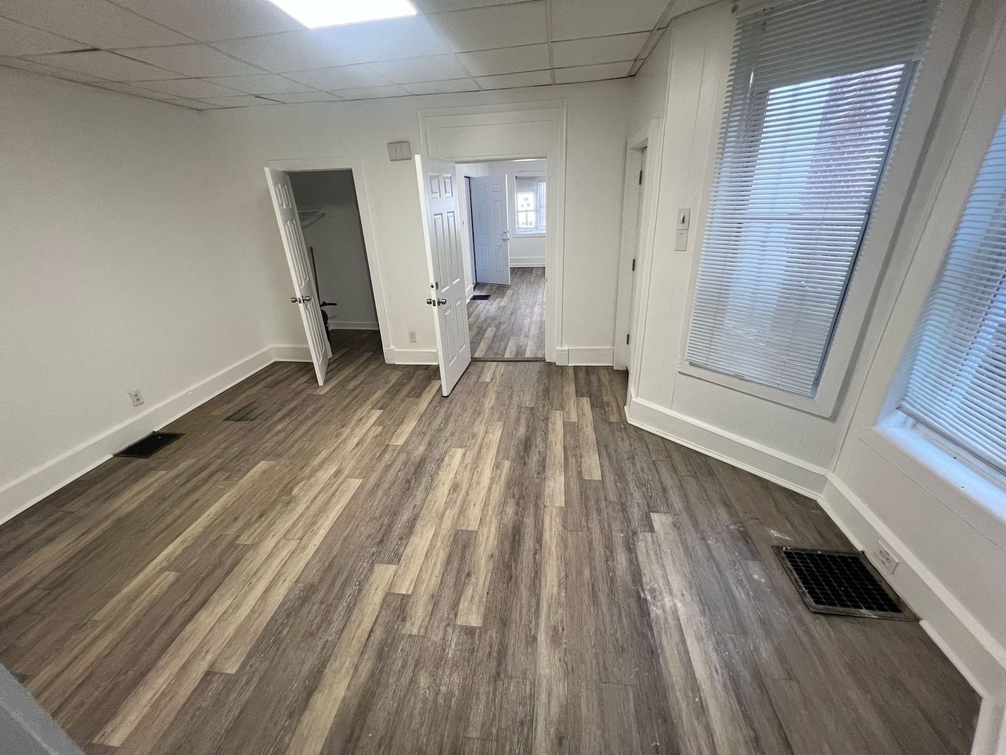 Trenton Apartment: 281 Spring St